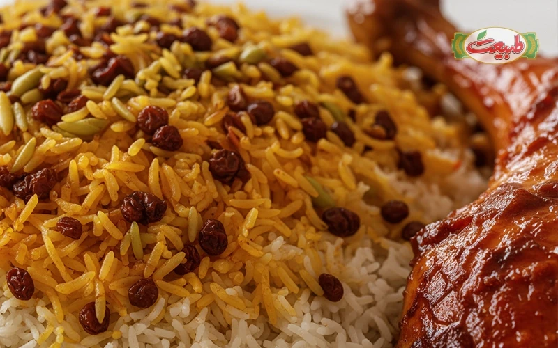 طرز تهیه زرشک پلو با مرغ مجلسی؛ یک غذای ایرانی خوشرنگ و مهمانپسند 2 طرز تهیه زرشک پلو با مرغ مجلسی